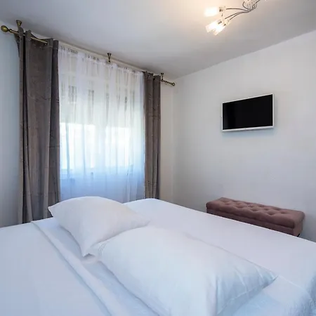 M&m Pelivan Apartman