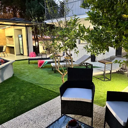 M&m Pelivan Apartman Salona