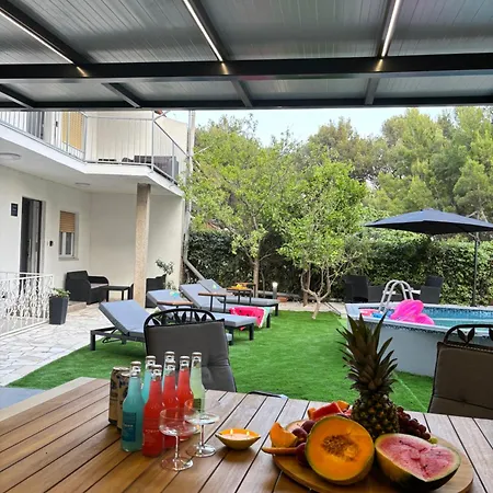 Apartment M&m Pelivan Solin